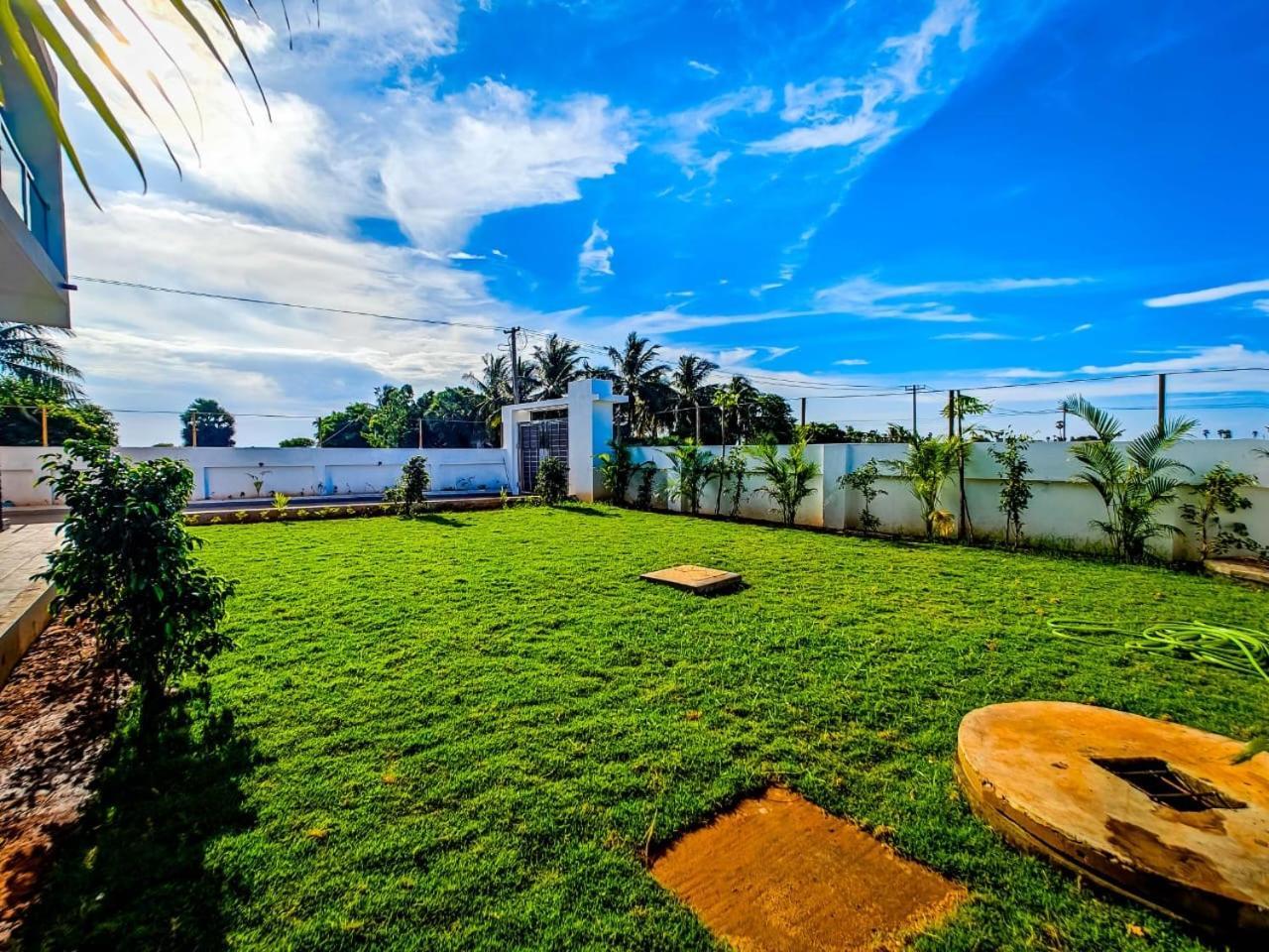 Rini Resort Chennai Exterior photo